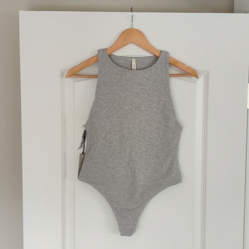 Aritzia Group by Babaton Soft Contour 90s Bodysuit
